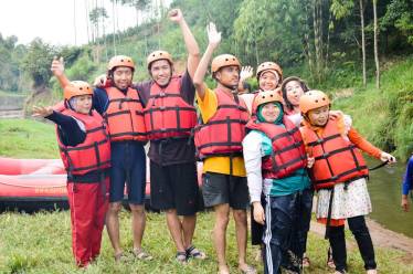 Rafting di Bandung Fency