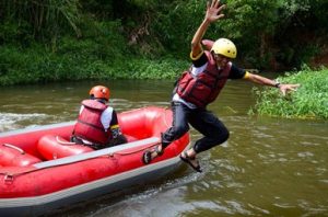 wisata-arung-jeram-bandung-finish