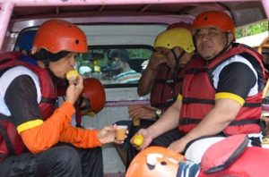 wisata-arung-jeram-bandung-finish2